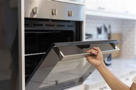 gas oven sets off carbon monoxide detector